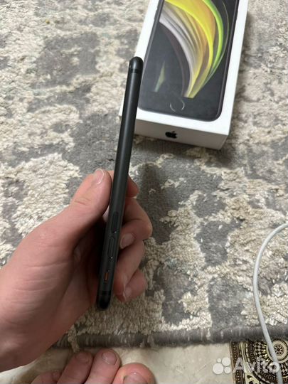 iPhone SE (2022), 128 ГБ