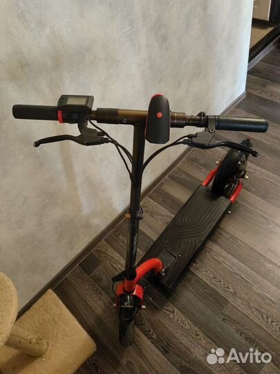 Самокат взрослый электрический бу