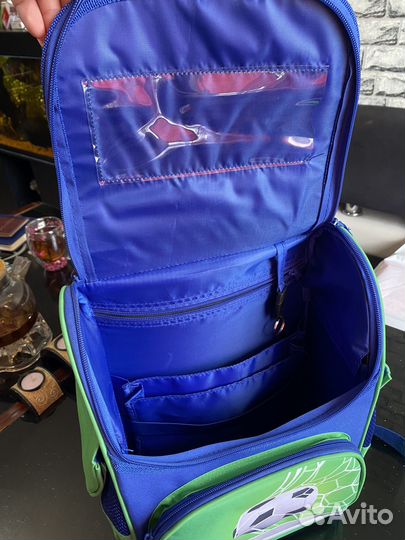 Ранец школьный для мальчика новый