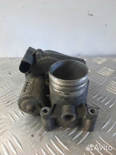 Дроссельная заслонка Volkswagen Polo 4 1.4 BMD