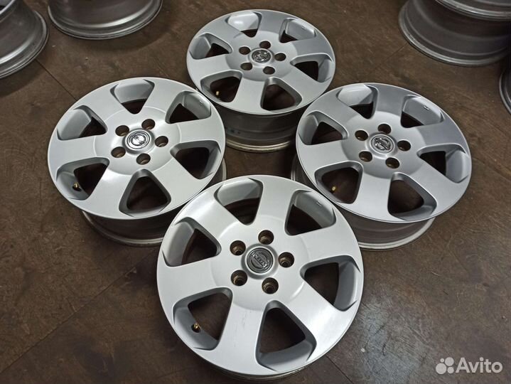 Диски 16 5х114,3 ET45 оригинал Ниссан из Японии