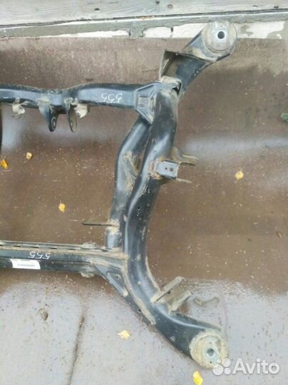 Подрамник задний Volkswagen Touareg 1 2002-2010