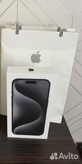 iPhone 15 Pro, 128 ГБ