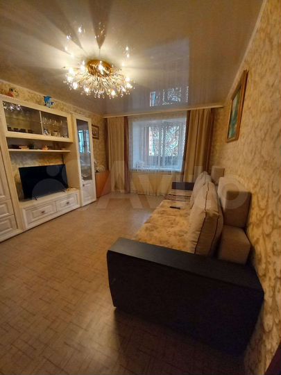 2-к. квартира, 53 м², 2/9 эт.