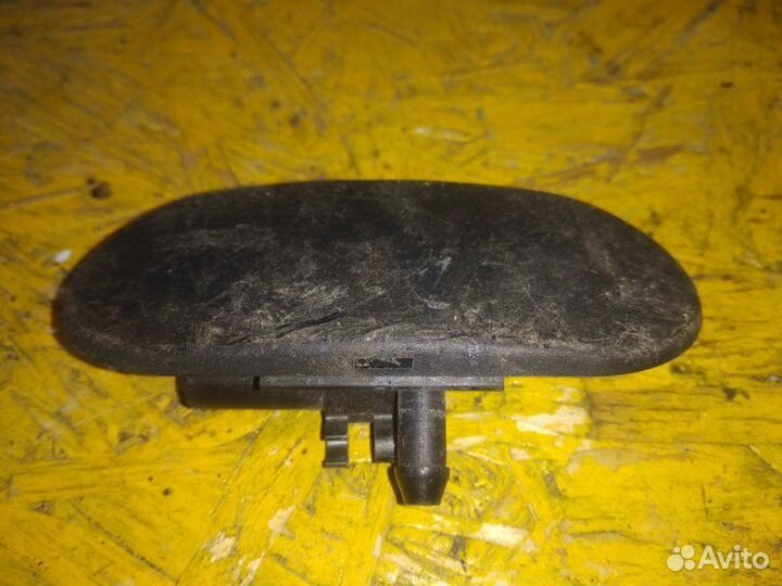 Форсунка омывателя Audi A6 C6 caha 2010