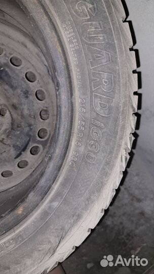 Yokohama Ice Guard IG30 215/55 R16 93Q