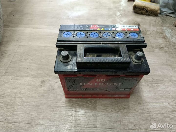 Аккумулятор 60
