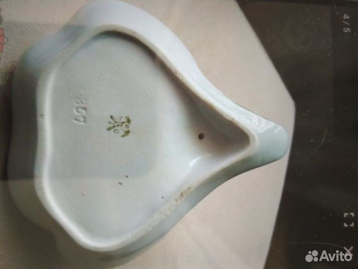 Старинный подсвечник