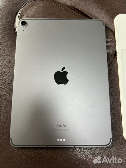 iPad air 5 wi-fi + cellular 64 gb + клавиатура
