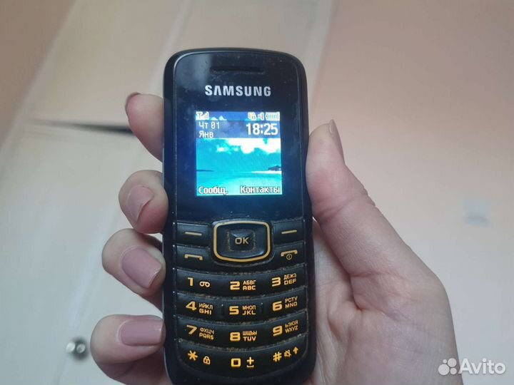 Телефон samsung