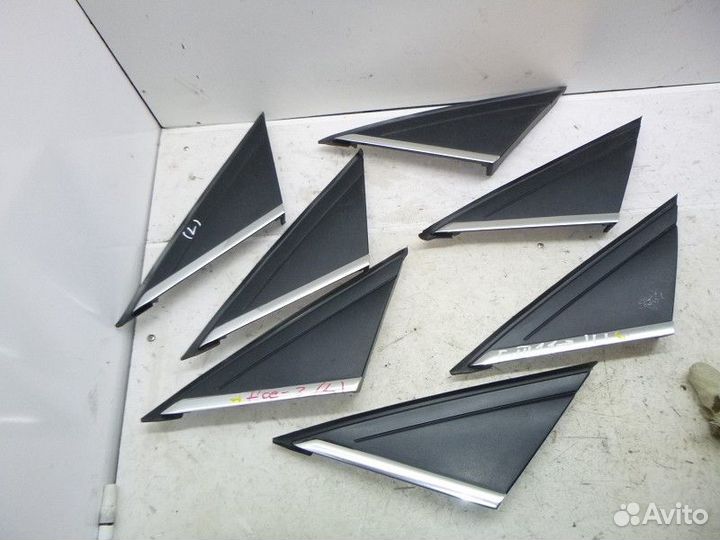 Уголок переднего крыла левого ford focus III 2011