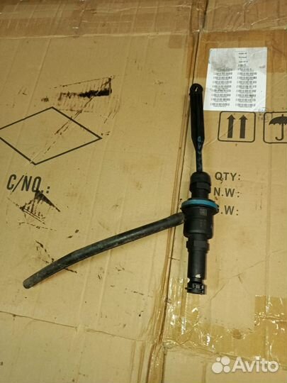 Главный цилиндр сцепления LADA Vesta Cross