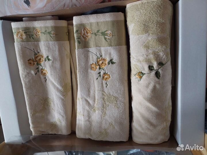 Полотенца