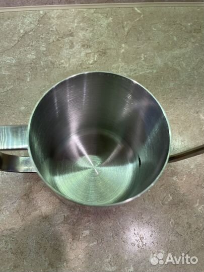 Чайник с длинным носиком