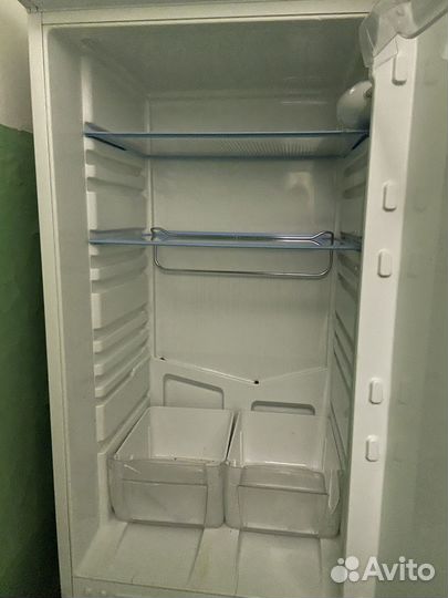 Холодильник Indesit бу