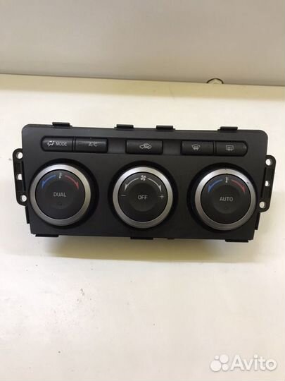 Блок управления климатом Мазда 6 GH