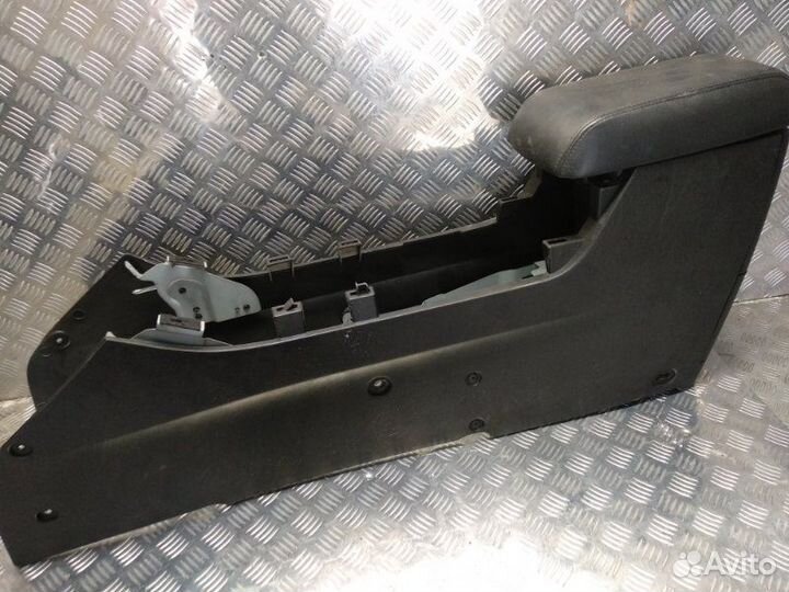 Подлокотник Ford Escape escape/tribute (J87) 2008