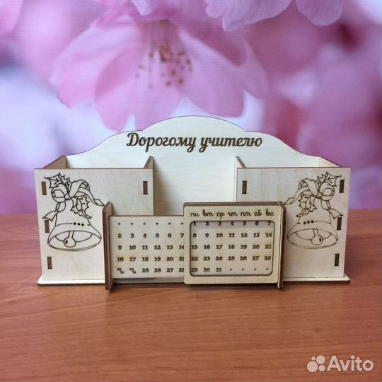 Органайзер из дерева