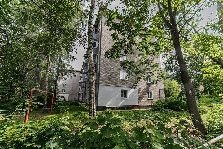 2-к. квартира, 43 м², 3/5 эт.