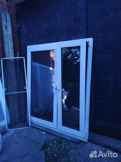 Двери пластиковые.Окна 1.2.и3.створчатые