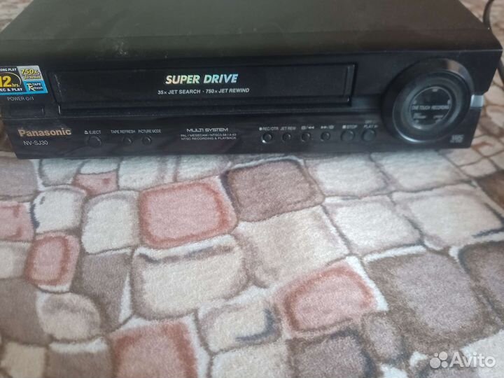 Видеомагнитофон panasonic