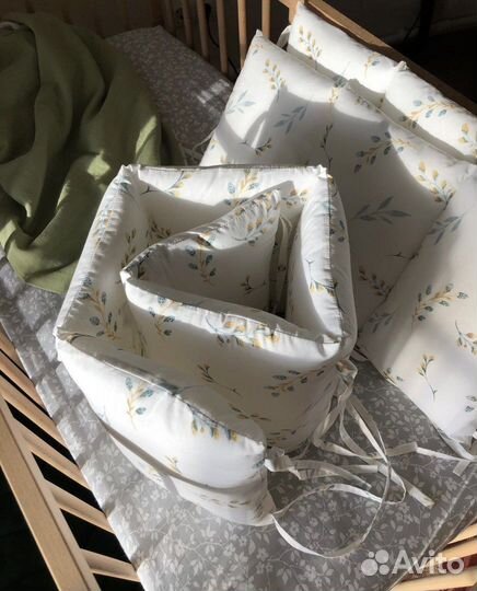 Бортики в кроватку