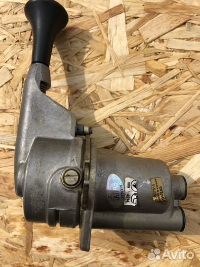 Кран стояночного тормоза маз, камаз, ЗИЛ