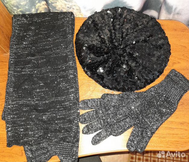 Шарфы, палантины, комплекты