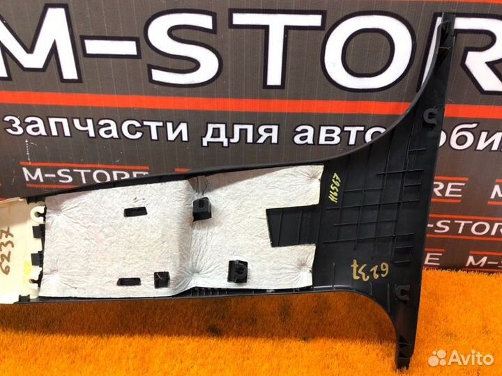 Обшивка стойки правая Bmw 5-Series E60 N52B25A