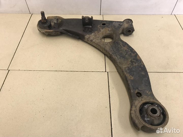 Рычаг передний левый Matrix 2001-2010