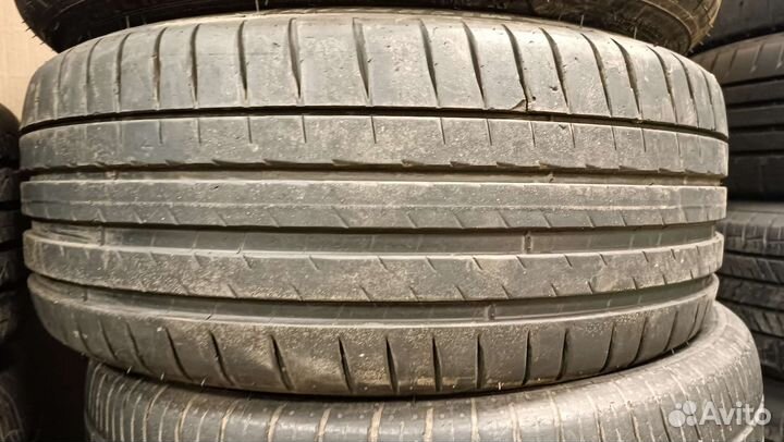 Michelin Pilot Sport 4 225/40 R19