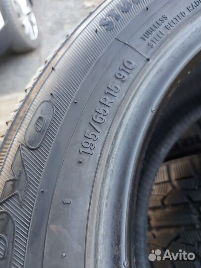 Toyo Observe Garit GIZ 195/65 R15