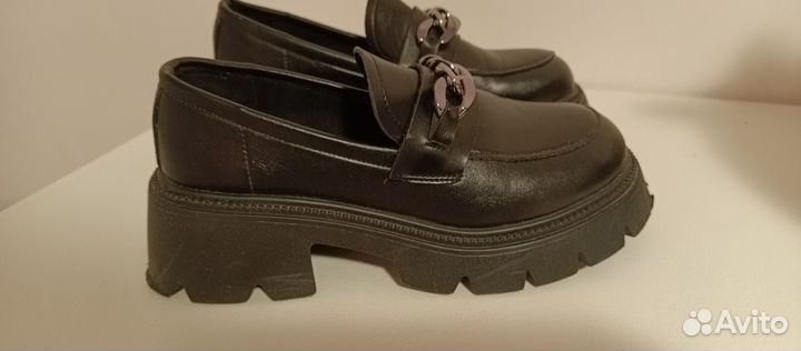 Лоферы женские 38 размер