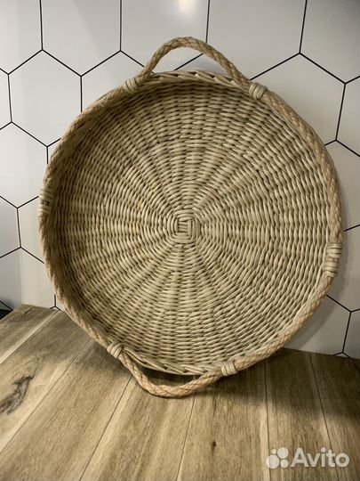 Плетенный поднос