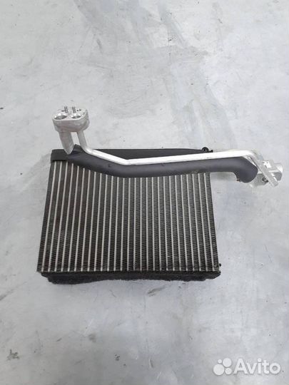 Радиатор кондиционера BMW 7 E65/E66/E67 E65 2002