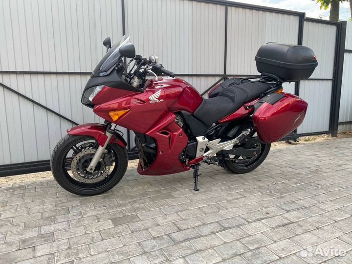Мотоцикл Honda CBF600