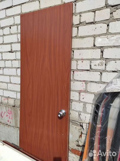 Межкомнатные двери бу с коробкой 60см