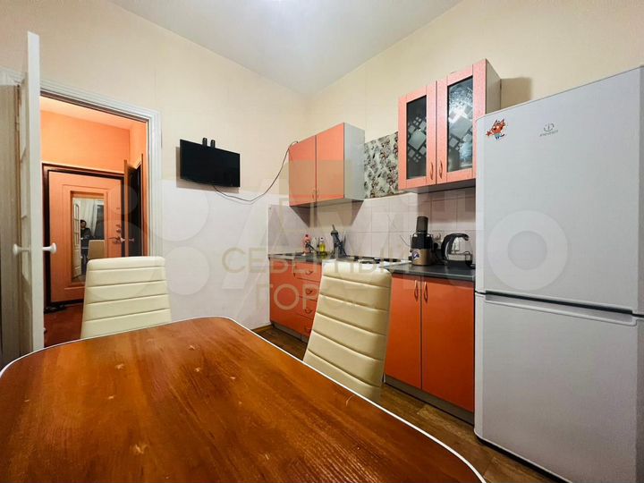 2-к. квартира, 56 м², 3/9 эт.