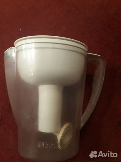 Кувшин для очистки воды brita