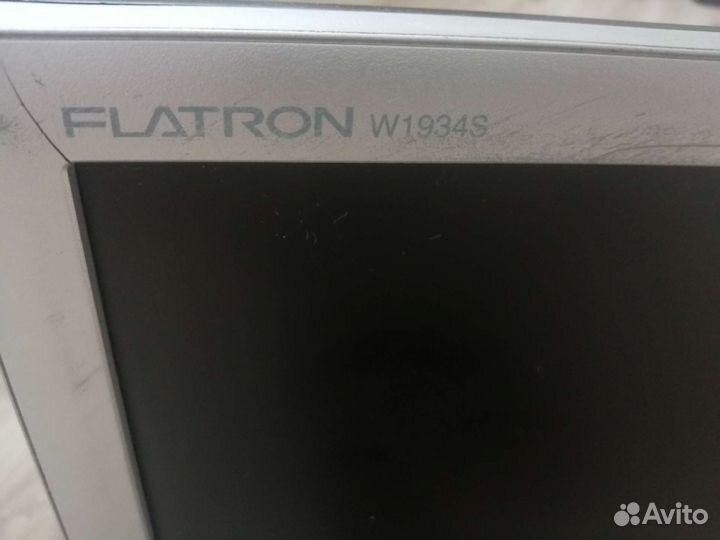 LG flatron w1934 s