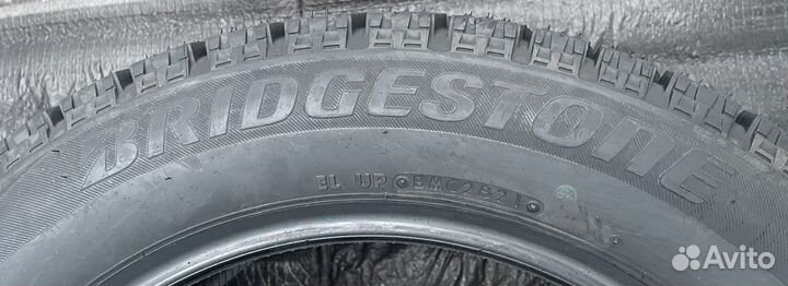 Bridgestone Blizzak VRX 225/55 R17 97S