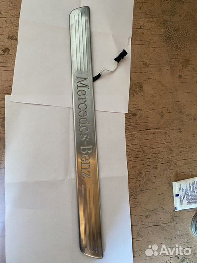 Накладка на порог с подсеткой