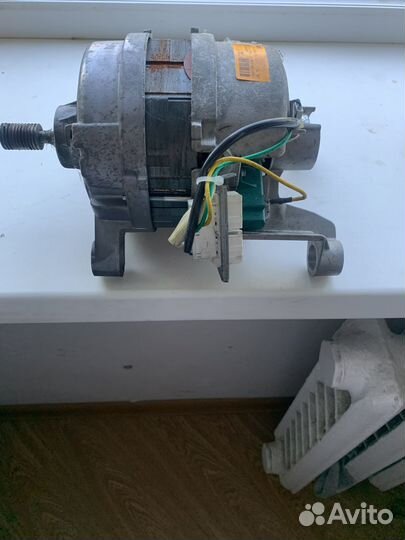 Мотор на стиральную машину Hansa