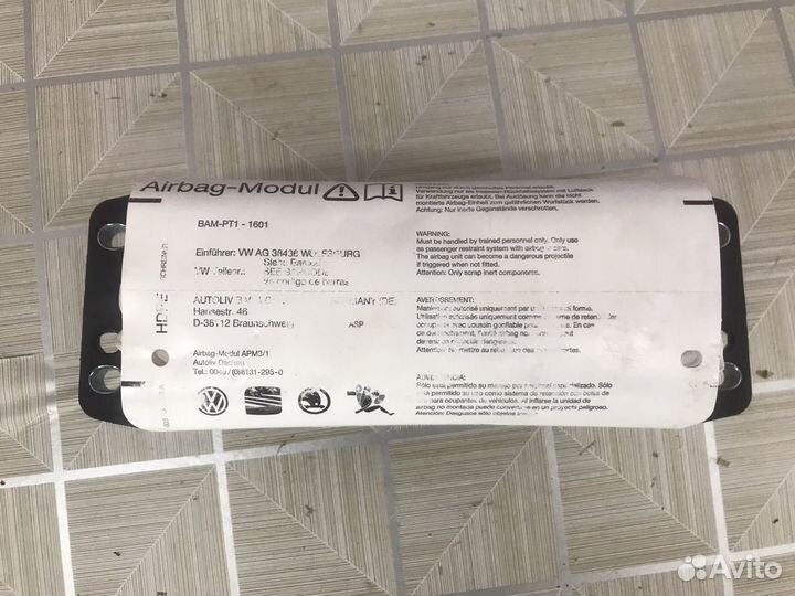 Подушка AirBag пассажира Volkswagen Tiguan 1