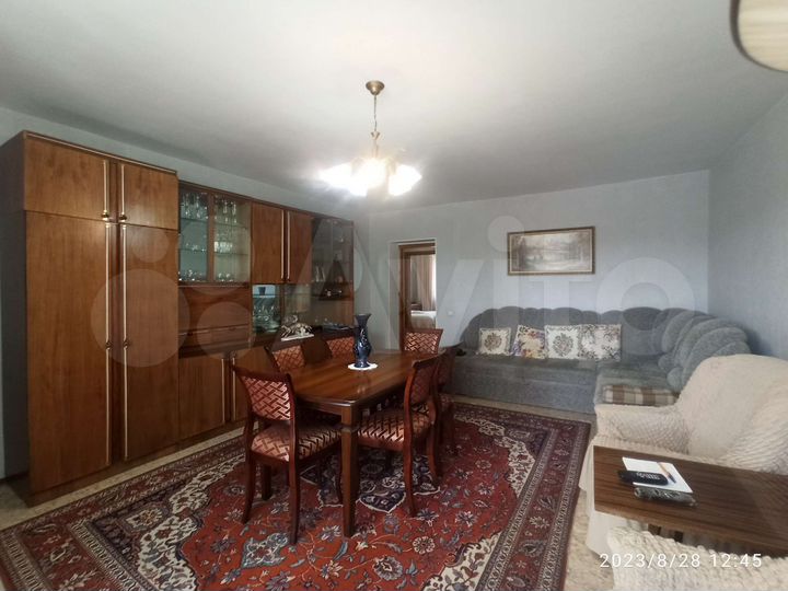 2-к. квартира, 56 м², 3/5 эт.