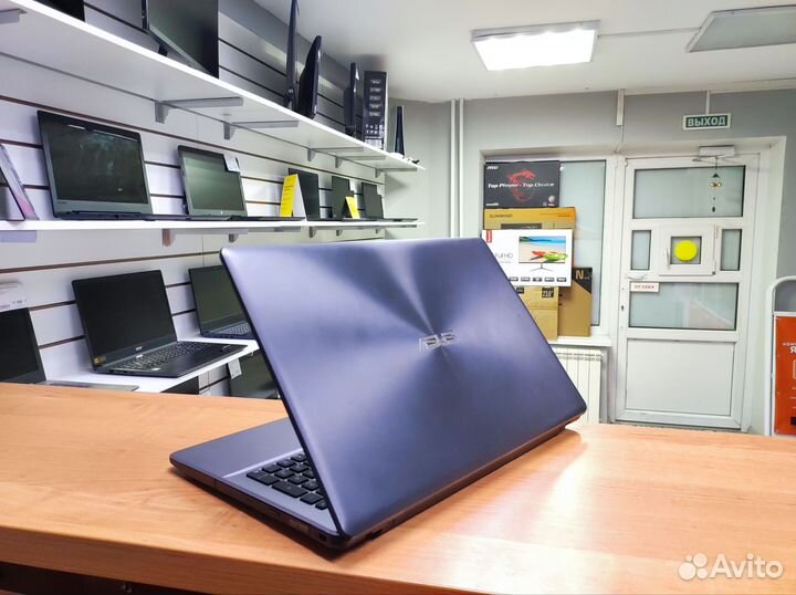 Быстрый Asus i3/GT 720 M/8 озу/SSD/ новый АКБ