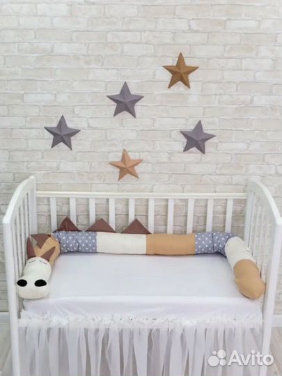 Бортик валик в детскую кроватку