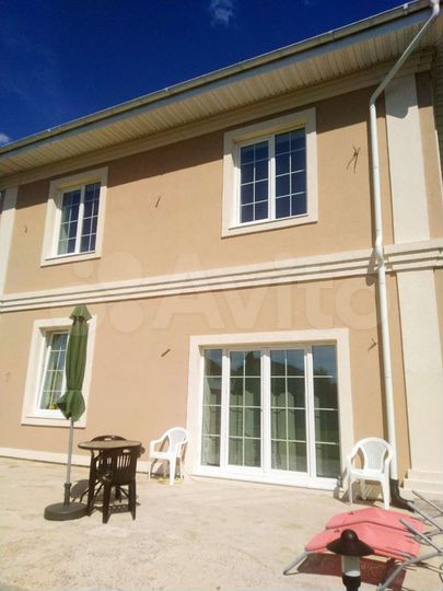 Дом 193 м² на участке 9 сот.