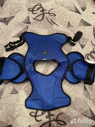 Нагрудник хоккейный юниорский m