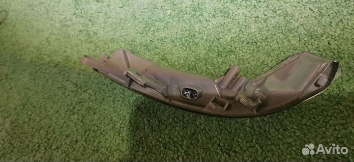 Повтаритель Тойота IQ